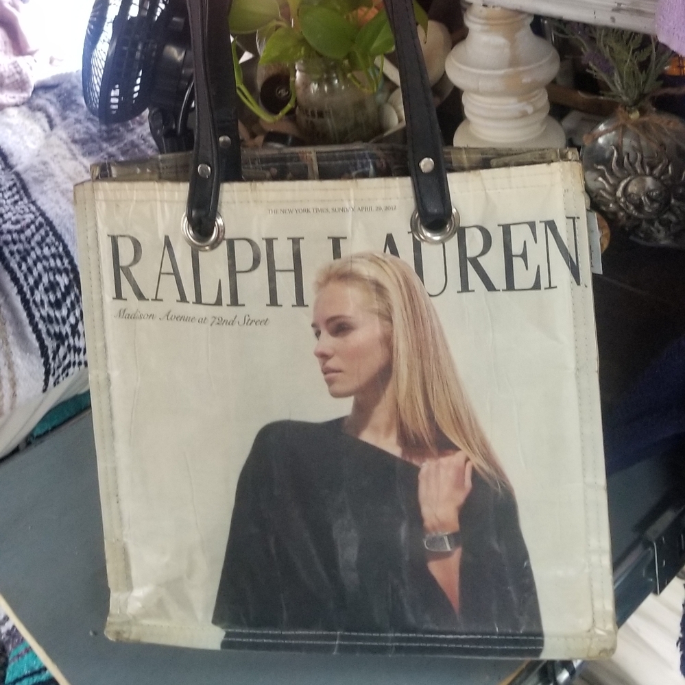 Couture Planet Lauren Shoulder Bag